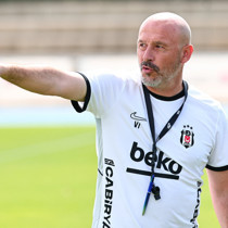 Italiano'dan transfer talebi! Sorunu Midtjylland maçında gördü