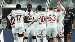 Galatasaray, Beşiktaş'ı yeni stadında ilk kez yendi