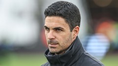 Mikel Arteta hırsızlarla ortaklık kurup oyuncularını soydurdu