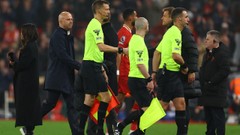 Liverpool ve Jürgen Klopp'a küfrettiği tespit edilen David Coote'un hakemliği askıya alındı