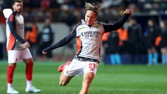 Solskjaer'in transfer listesinde olan Andreas Schjelderup takımda kalacak