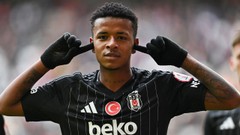 Beşiktaş'ta Keny Arroyo adım adım ilk 11'e!
