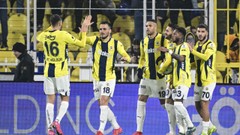 Fenerbahçe hem 11 yıllık özlemini gidermek istiyor hem de Şampiyonlar Ligi'ni hayal ediyor
