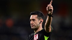Başakşehir-Fenerbahçe maçı için hakem yorumları: Burak Pakkan 2 penaltı, 3 kırmızı kartı atladı!