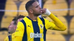 Fenerbahçe gol attı, taraftar ıslıkladı! En-Nesyri tribünlere tepki gösterdi
