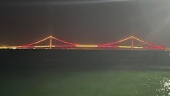 VİDEO İZLE | Çanakkale Köprüsü sarı kırmızılı renklerle aydınlatıldı