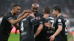 Beşiktaş Onur Bulut'un Başakşehir'e transfer olduğunu açıkladı