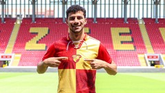 Göztepe'nin yeni transferi İbrahim Sabra, Süper Lig'deki ilk Ürdünlü futbolcu olacak