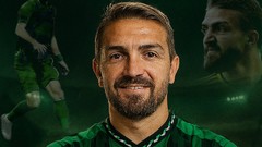 Sakaryaspor, Caner Erkin'i renklerine bağladı
