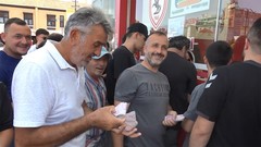 VİDEO İZLE | Samsunspor taraftarlarının kombine alımı, Yeşilçam film sahnelerini hatırlattı