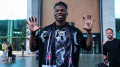 Beşiktaş El Bilal Toure ile görüşmelere başladığını KAP'a bildirdi! İstanbul'a geldi