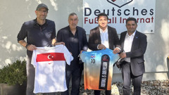 Emrah Bayraktar ve Samet Aybaba Almanya'ya gitti