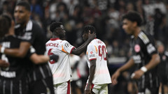 Okan Buruk'tan Davinson Sanchez'e moral!