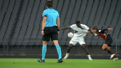 Karagümrük - Trabzonspor maçının VAR kayıtları açıklandı! Onuachu'ya yapılan hareket penaltı mı?