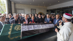 Beşiktaş'ın eski asbaşkanı Levent Erdoğan son yolculuğuna uğurlandı