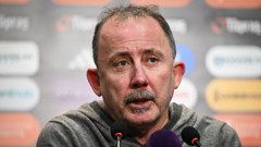 Sergen Yalçın'ın 'cuma gününe kadar bitecek' dediği transfer Emmanuel Agbadou çıktı