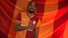 Sacha Boey Galatasaray'a gelmeden önce Napoli'yle masaya oturmuş