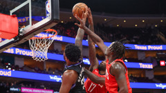 NBA'de Houston Rockets, sahasında Utah Jazz'ı farklı yendi