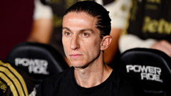 Flamengo üç kupalı Filipe Luis'le yollarını ayırdı