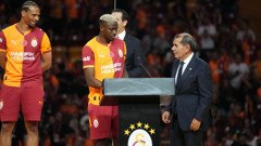 Dursun Özbek Osimhen'in bonservis bedelini belirledi: 150 milyon euroyu getiren onu alır