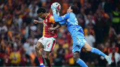 Ederson Yasin Kol'u dinlemedi ikinci sarı kartını görüp kırmızı kart ile oyun dışında kaldı!