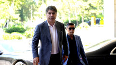 Hakan Safi Milan'dan Maignan ve Rafael Leao'yu istedi! İki yıldız için 70 milyon euro...