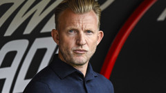 Aziz Yıldırım transferde anahtarları Dirk Kuyt'a teslim edecek