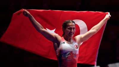 Buse Tosun Çavuşoğlu, altın madalya kazandı