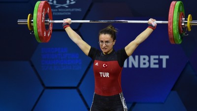 Aysel Özkan'dan bronz madalya