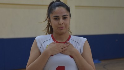 Golbol milli takım oyuncusu Fatmagül Güler Paris 2024 Paralimpik Oyunları'nda madalya hedefliyor