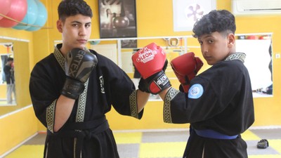 Depremin izlerini sporla aşan afetzede gençler, Türkiye Şampiyonu olmayı başardı