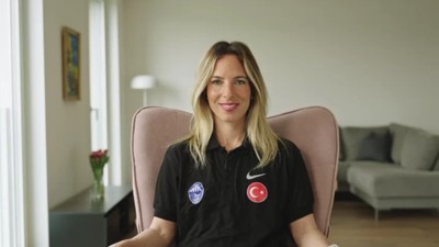 Deniz Kayadelen, rekor için Everest Dağı'nda buzlu gölde yüzecek