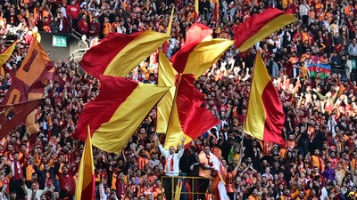 Galatasaray sağ bekini buldu! Tanıdık isim geliyor...