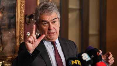 Süheyl Batum: Kapımız Erden Timur'a açıktır