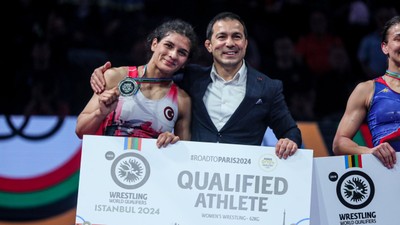 Milli güreşçi Nesrin Baş olimpiyat kotası aldı