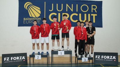 19 yaş altı badmintoncular, Bulgaristan'daki turnuvada 12 madalya kazandı