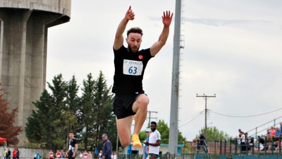 Milli atlet Necati Er, Yunanistan'daki yarışmada birinci oldu