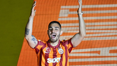 Kaan Ayhan'dan Mert Hakan Yandaş'a gönderme!