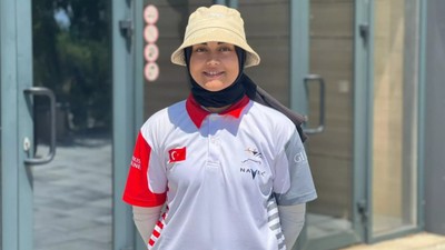 Milli okçu Elif Berra Gökkır'dan Avrupa Gençlik Şampiyonası'nda altın madalya