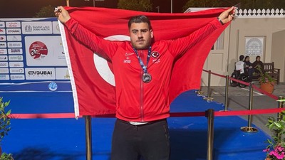 Milli atlet Muhammet, Paris 2024 Paralimpik Oyunları'nda kürsüye çıkmak istiyor