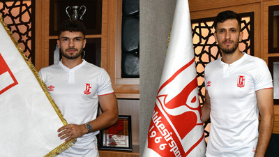 Balıkesirspor'da çifte imza