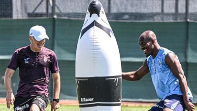 Trabzonspor'da futbolcular Önder Karaveli ile 'kanka' oldu!
