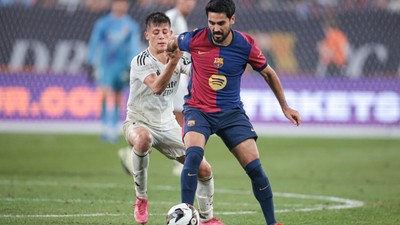 İlkay Gündoğan İstanbul'a gelmek için yola çıktı Galatasaray ve Fenerbahçe camiasını heyecan bastı