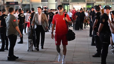 Galatasaray, Adana Demirspor maçı için Adana'ya geldi