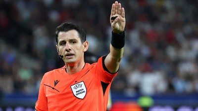 Halil Umut Meler, UEFA Elit Hakem Semineri'ne katıldı