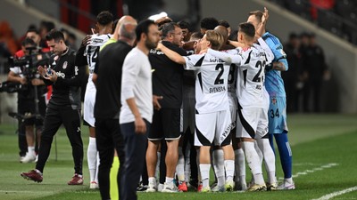Beşiktaş'ta Gabriel Paulista, Mert Günok ve Mustafa Hekimoğlu'nun son durumları netleşti