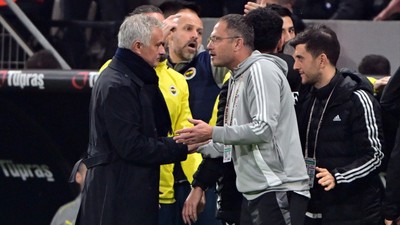Serdar Topraktepe ilk derbi galibiyetini aldı