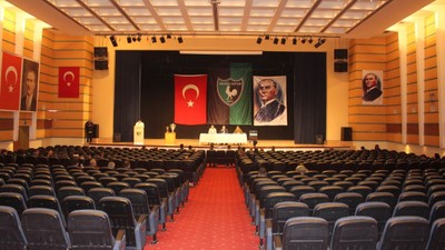 Aday çıkmayan Denizlispor sahipsiz kaldı
