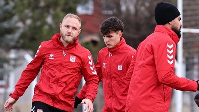 Sivasspor teknik direktörsüz çalıştı