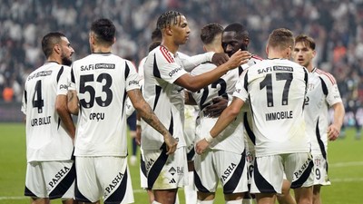 Beşiktaş, Süper Lig’in ilk yarısında siyahla beyaz gibiydi
